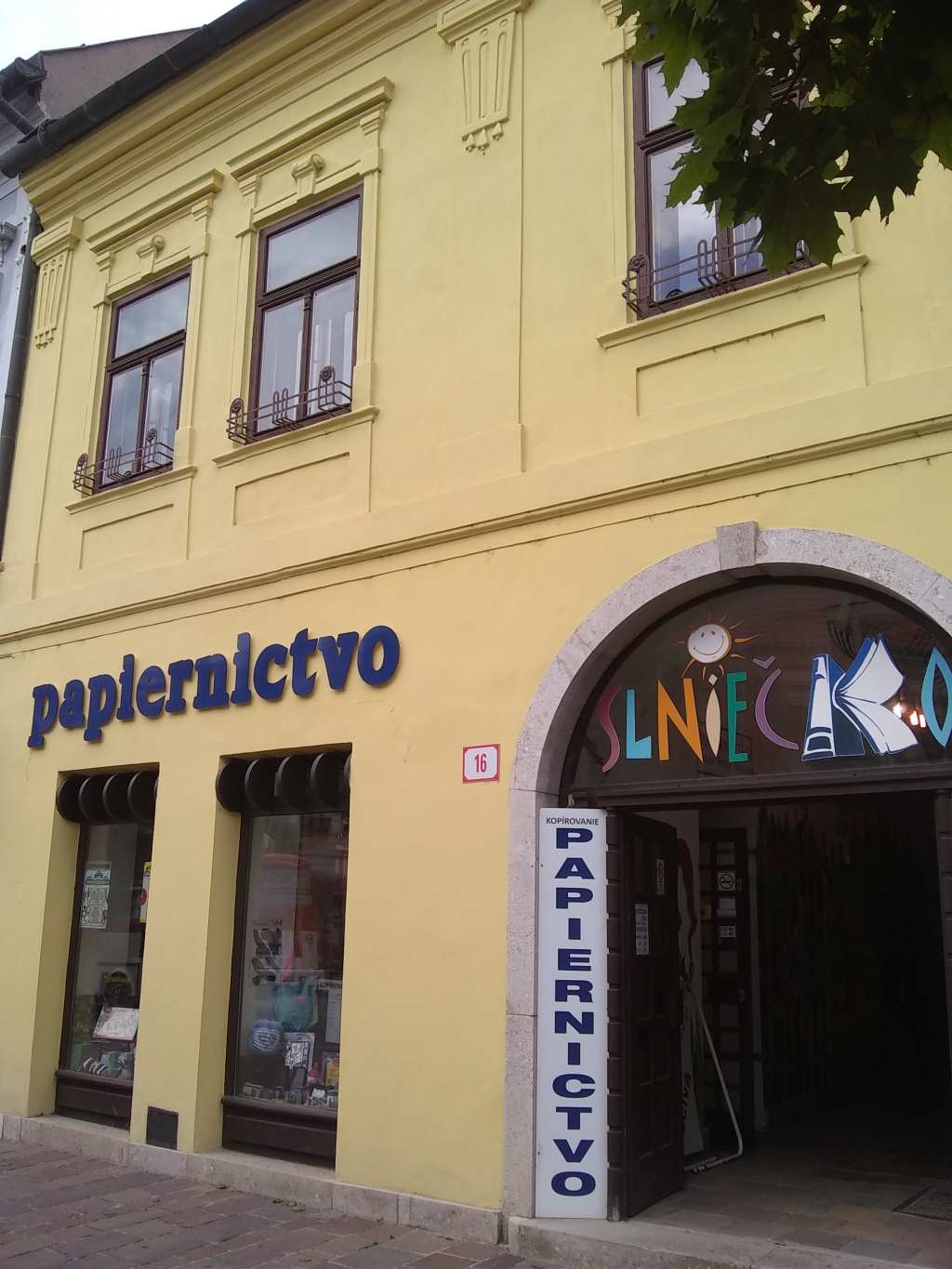 Krajská knižnica P.O.H. (Slniečko)